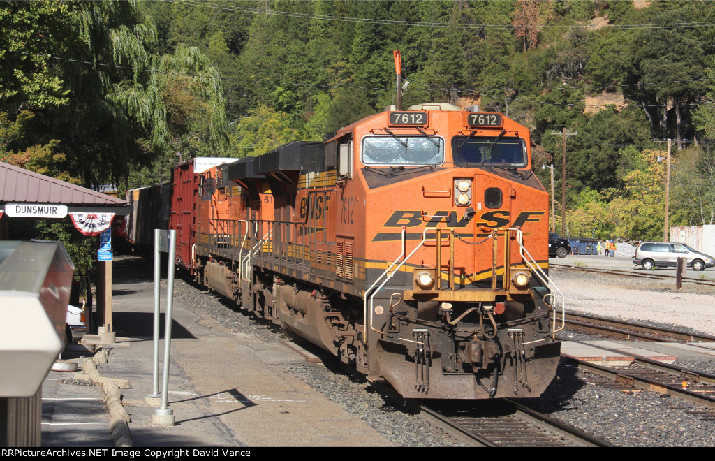 BNSF 6712